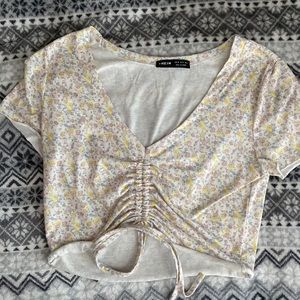 cropped shrunch up tied tee